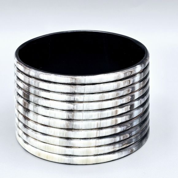 Ombre Wide Bangle Bracelet Ivory Black Ribbed Tribal Statement Jewelry - Picture 2 of 6